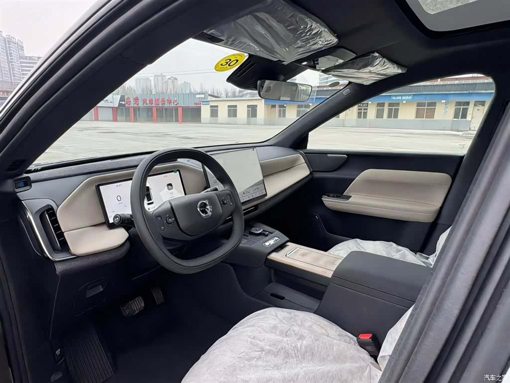 Volvo XC70, 2026 13