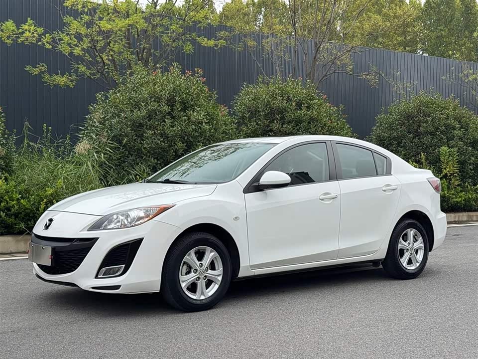 Mazda 3 star Cheng