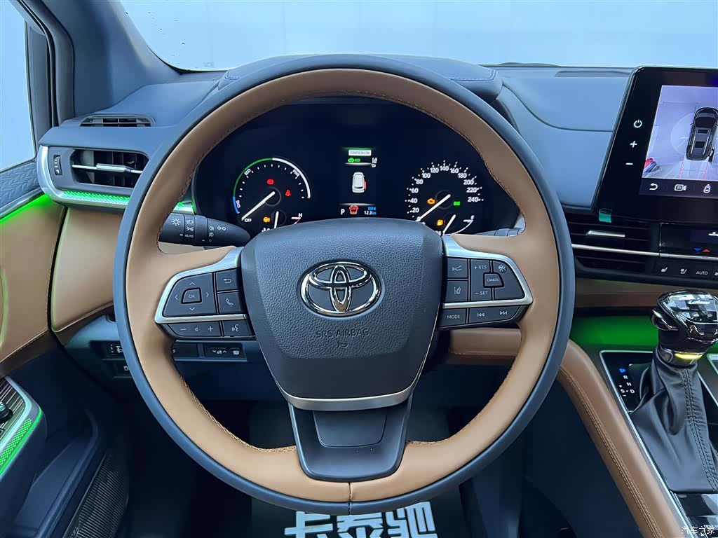 Toyota Granvia, 2024 20