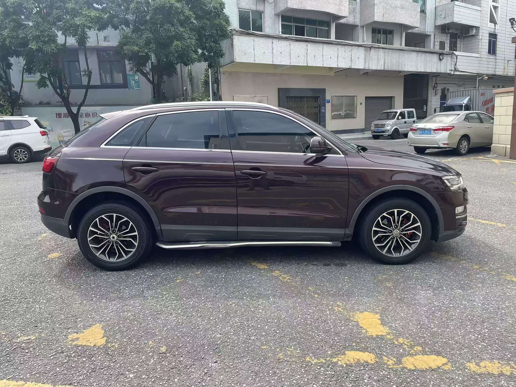 Zotye SR7, 2018 4