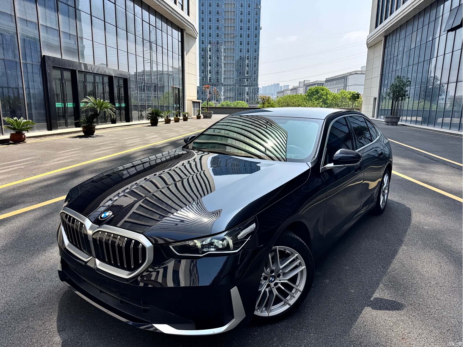 BMW 5 Series, 2024 4