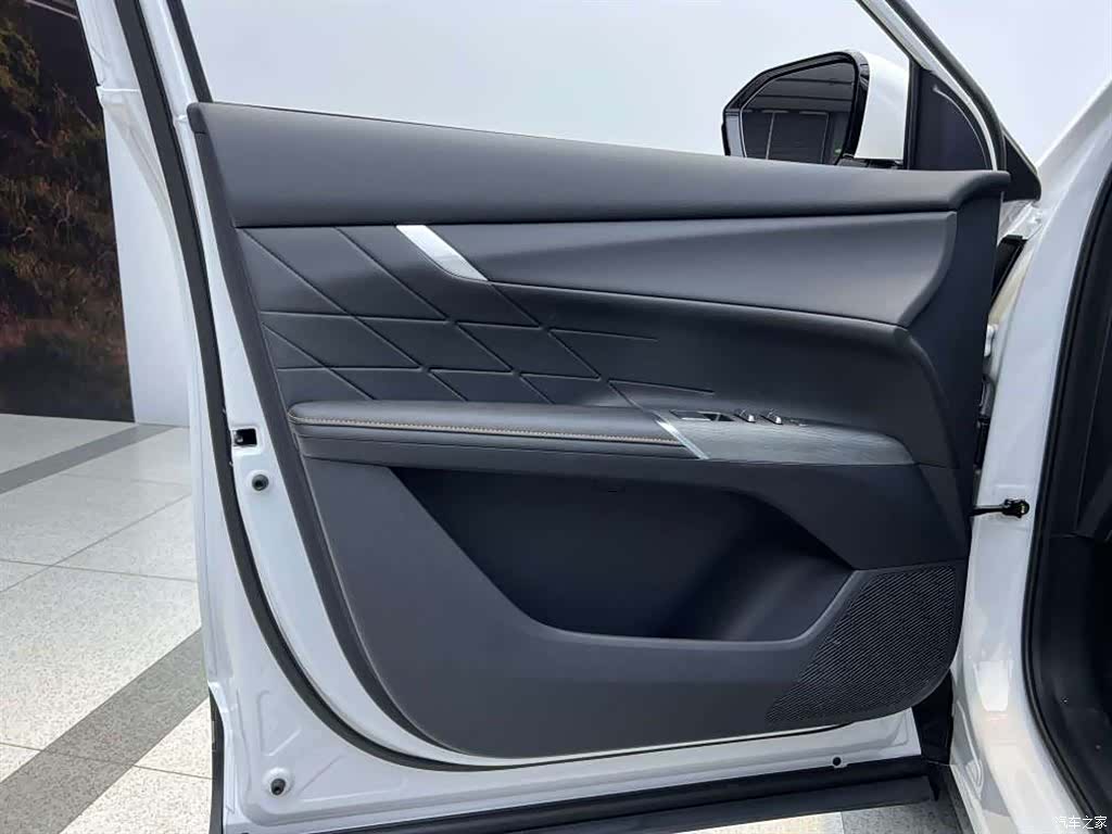Changan CS75, 2025 12