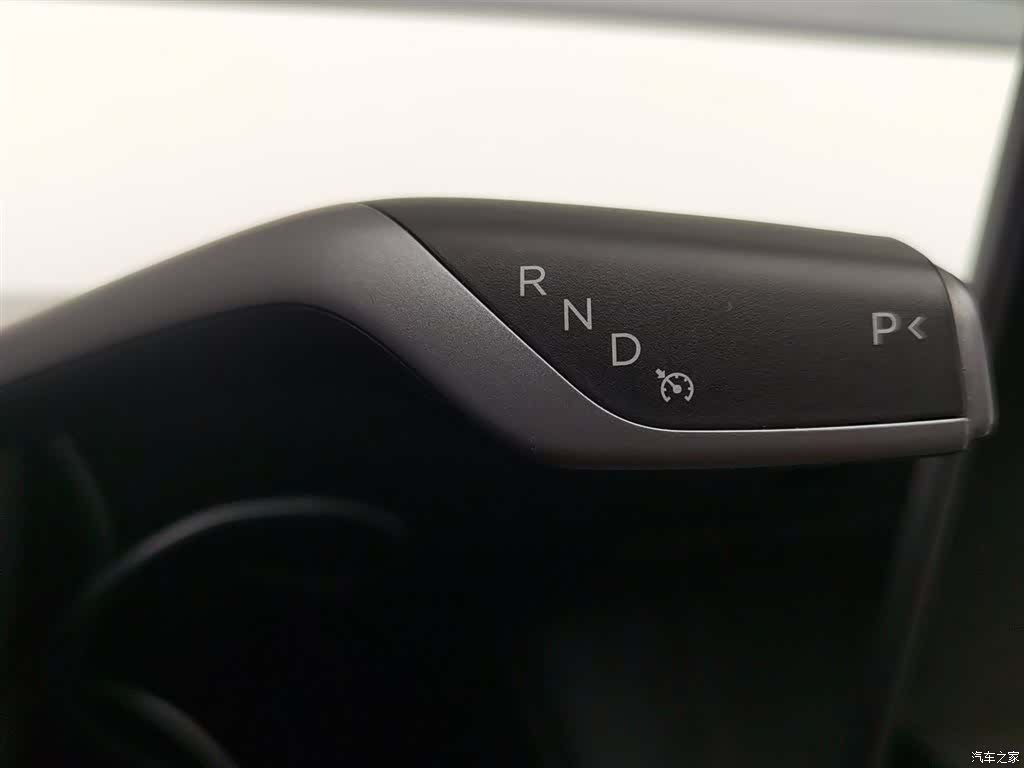 Tesla Model 3, 2022 13