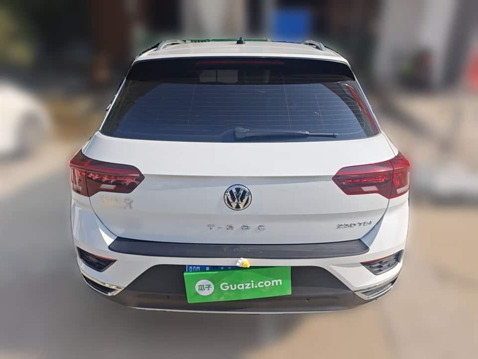 Volkswagen T-ROC exploring Songs