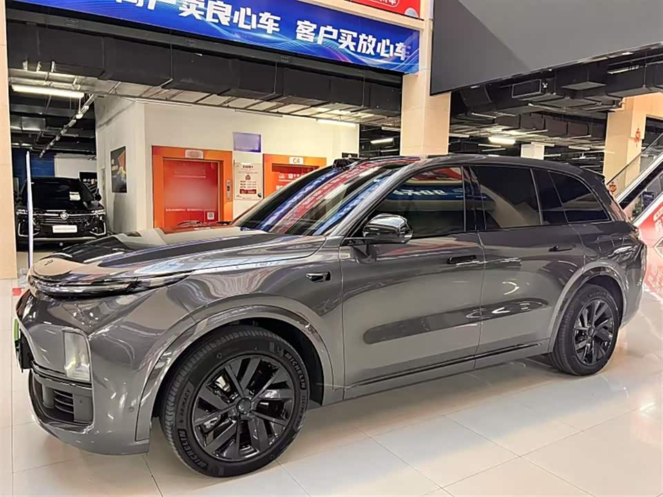 Li Auto Ideal L8