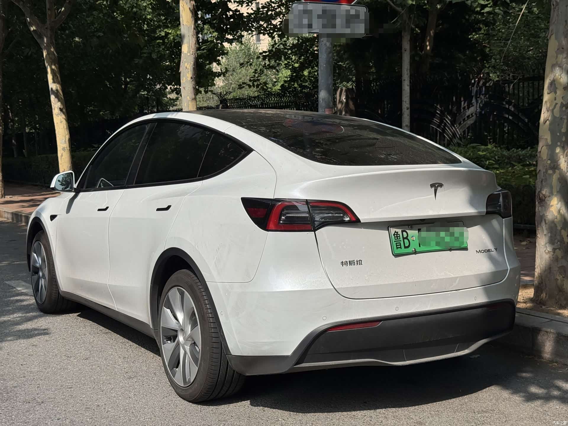 Tesla Model Y, 2022 9