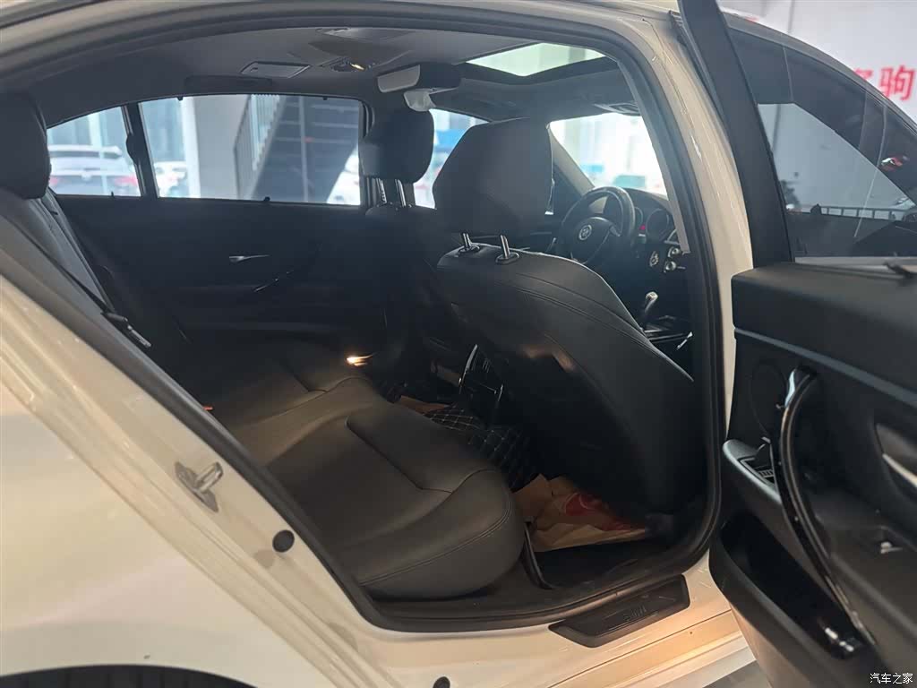 BMW 3 Series, 2018 11