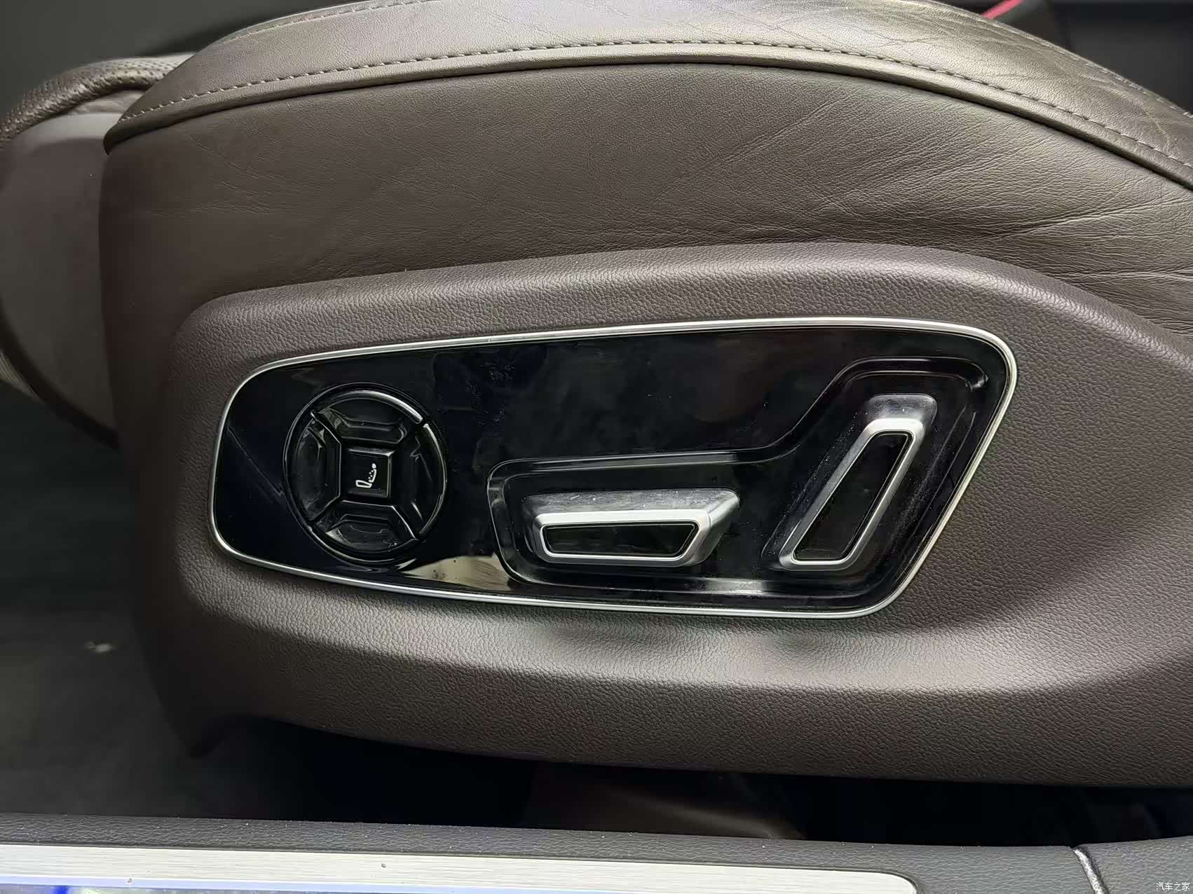 Audi A8L, 2021 30