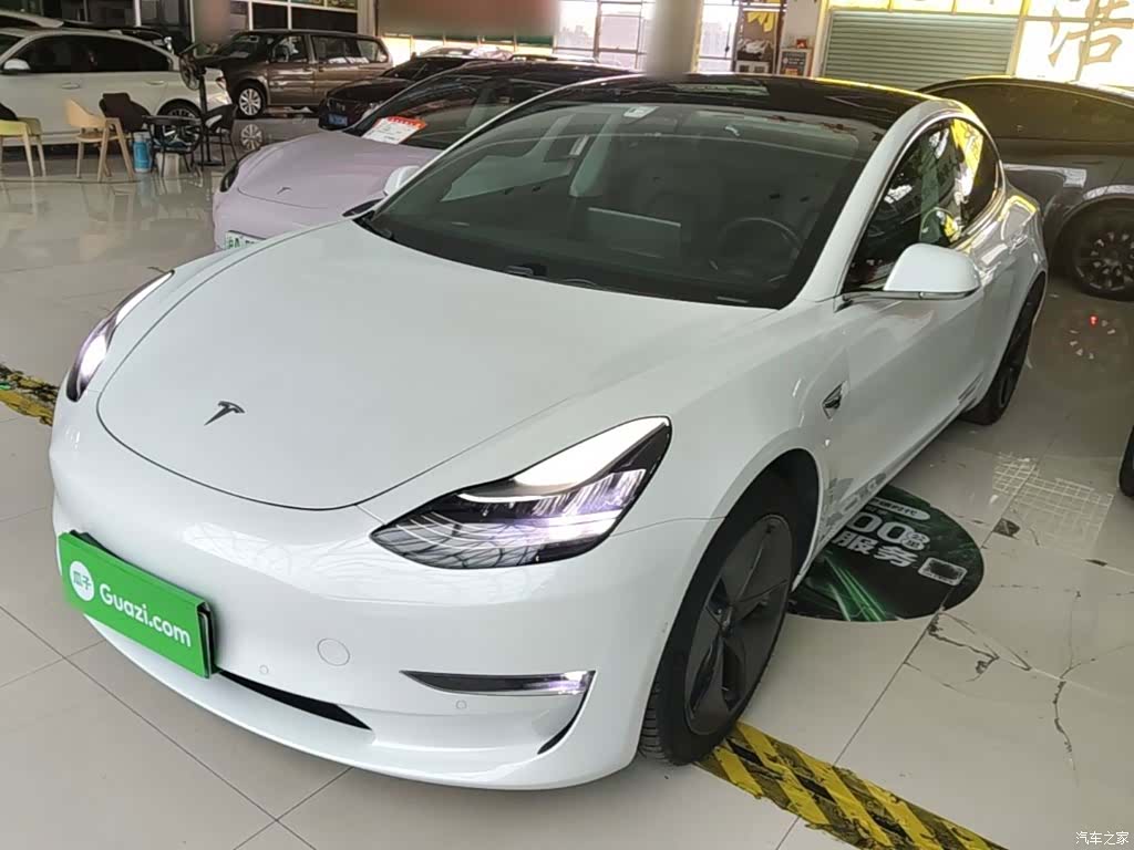 Tesla Model 3, 2019 1