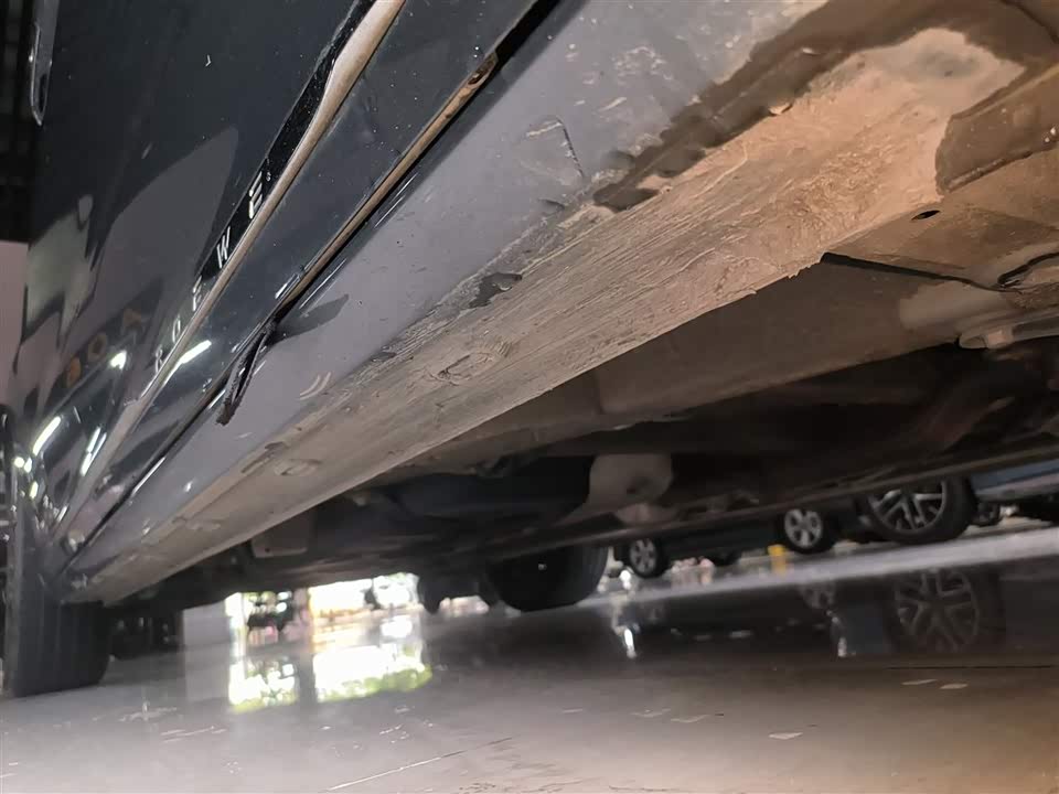 Roewe iMAX8