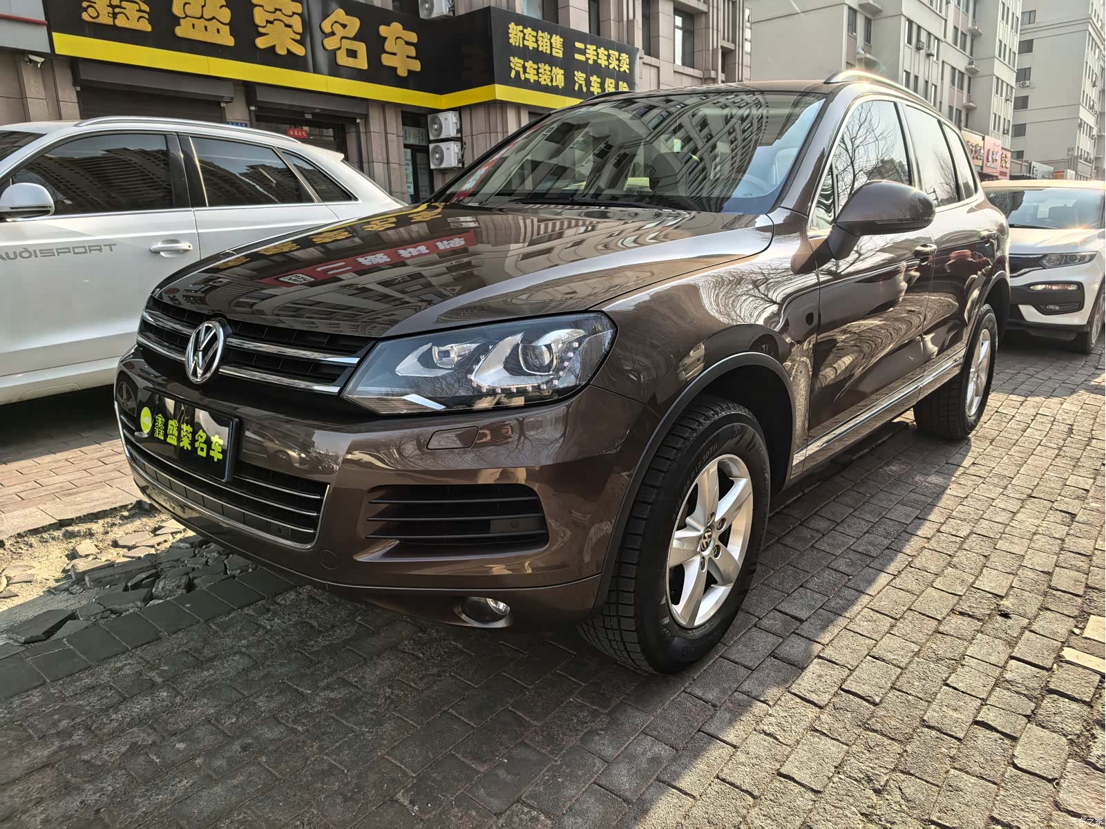 Volkswagen Touareg, 2015 1