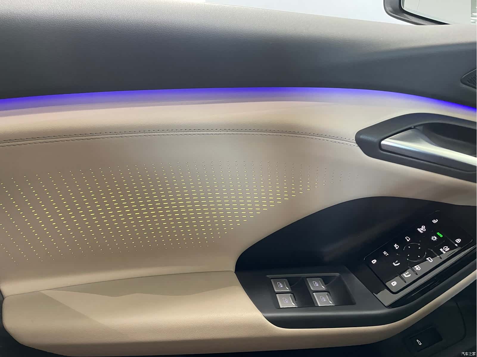 Audi e-tron, 2025 19