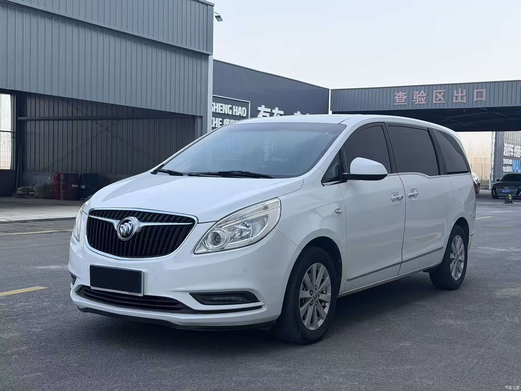Buick GL8, 2019 1