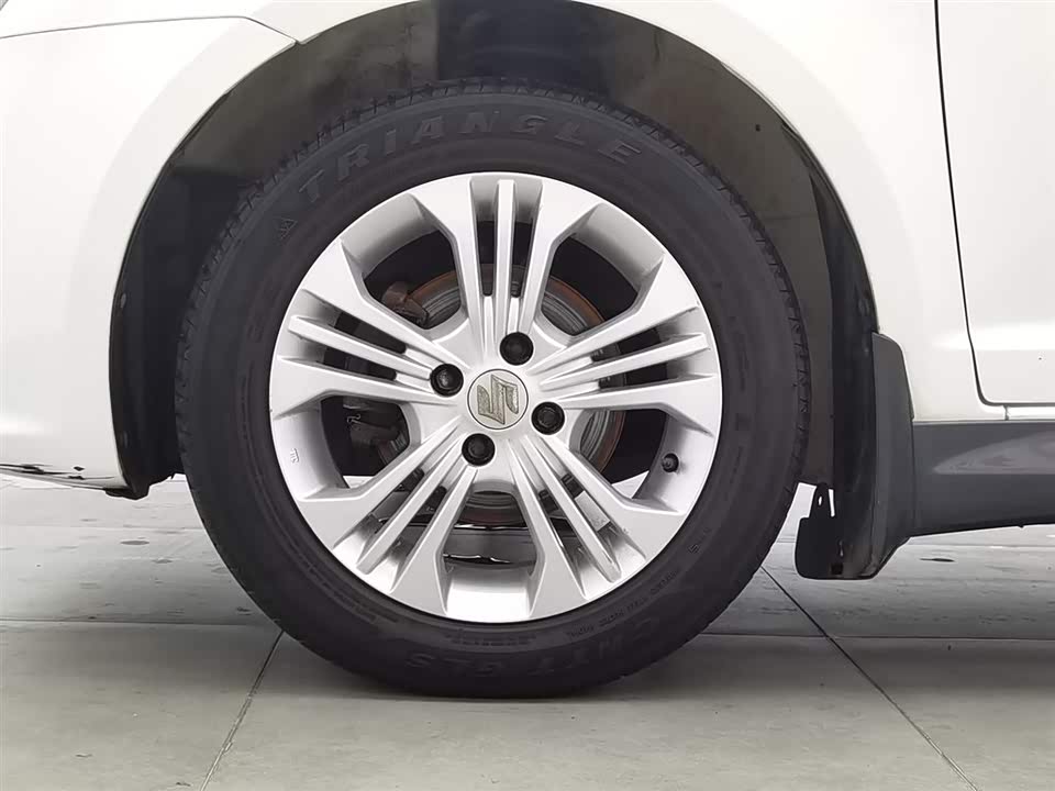 Suzuki Swift Suzuki Swift
