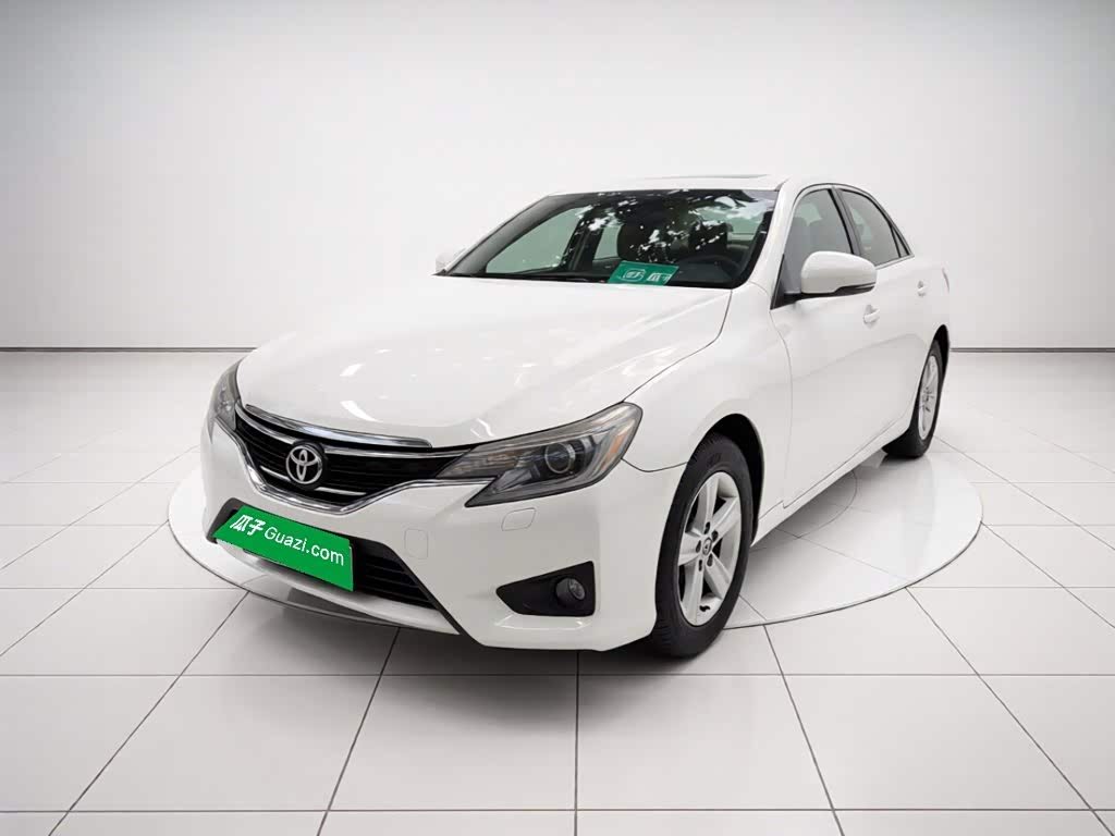 Toyota Reiz