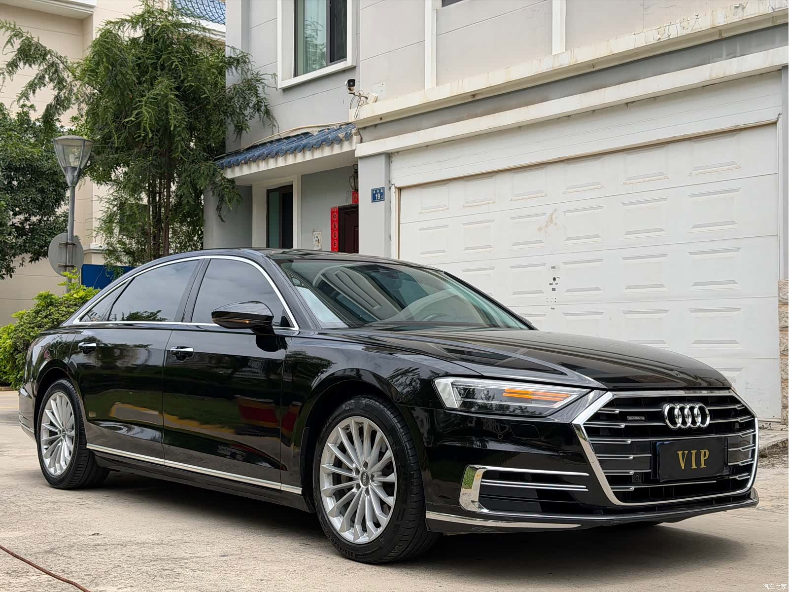 Audi A8L, 2019 3