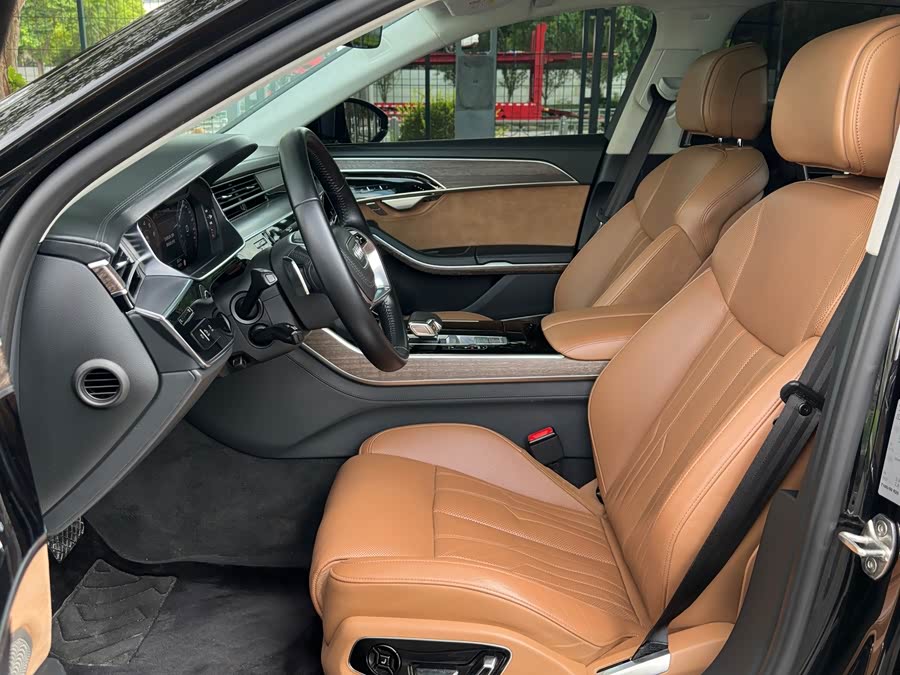 Audi A8 2020, фото 10