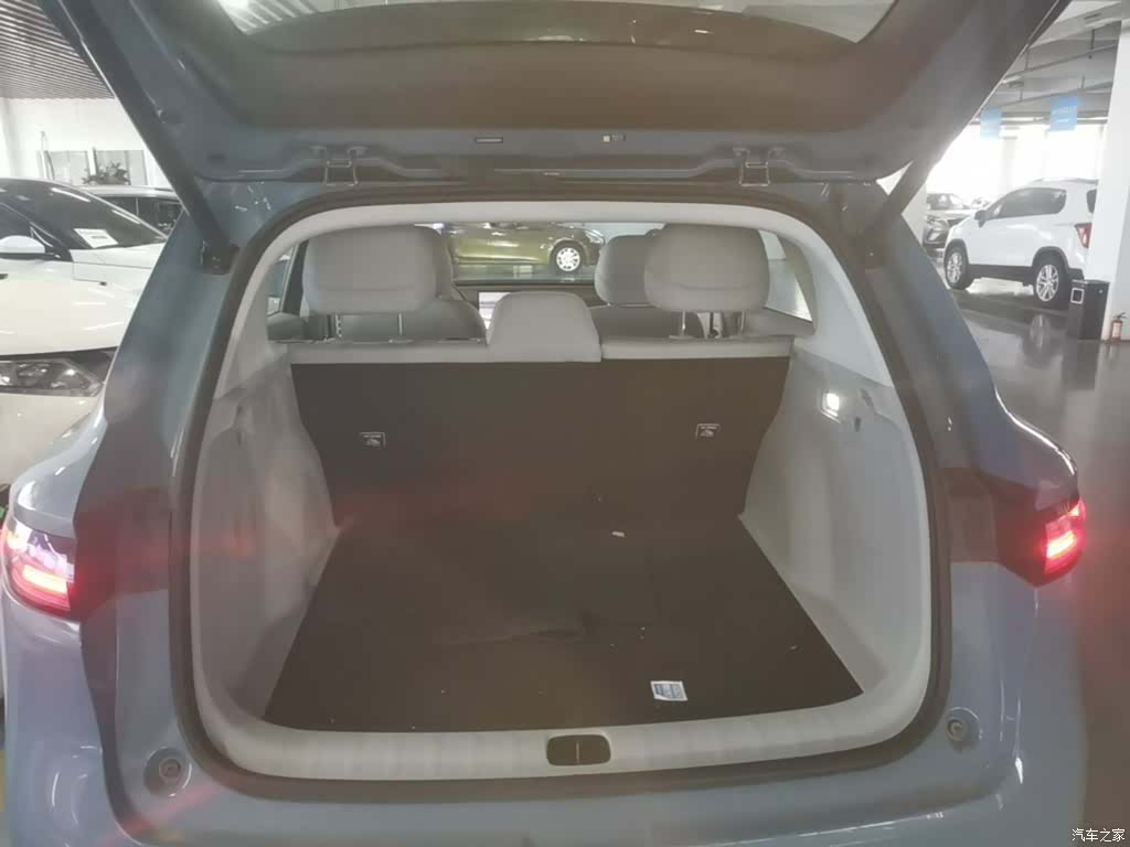 Leapmotor B10, 2025 19