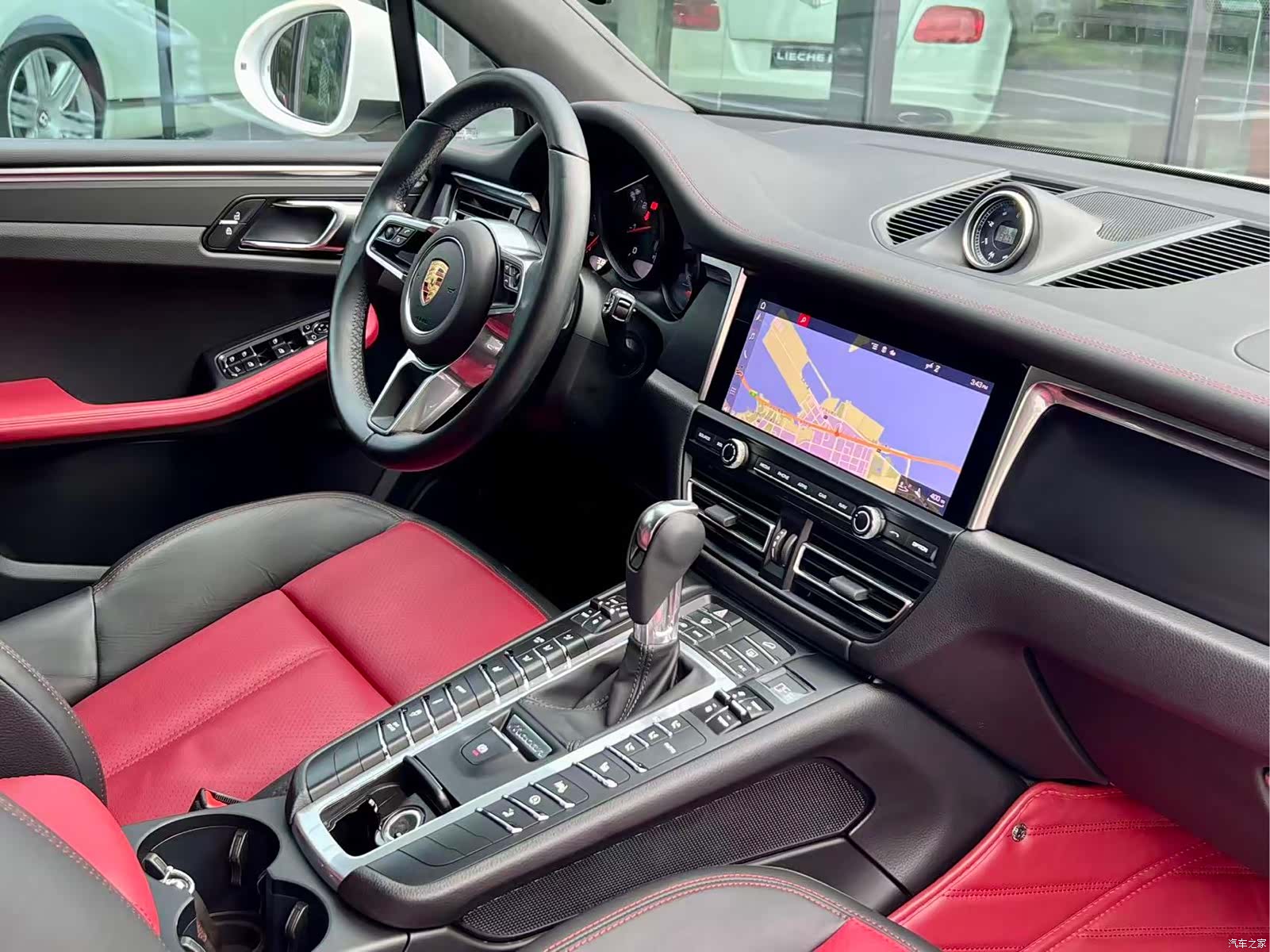 Porsche Macan, 2021 6