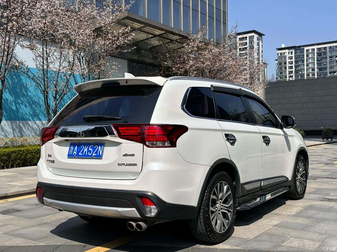 Mitsubishi Outlander, 2017 4