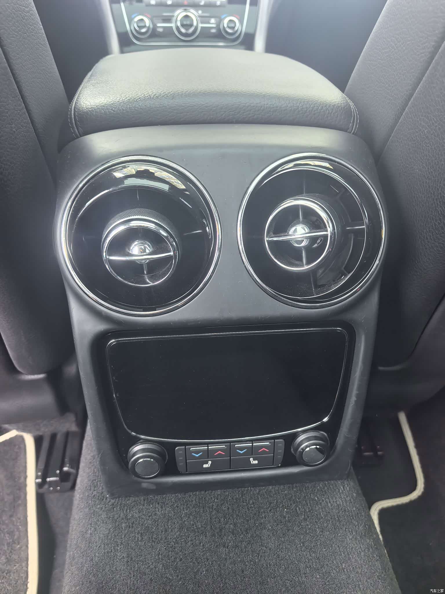 Jaguar XJ, 2018 13
