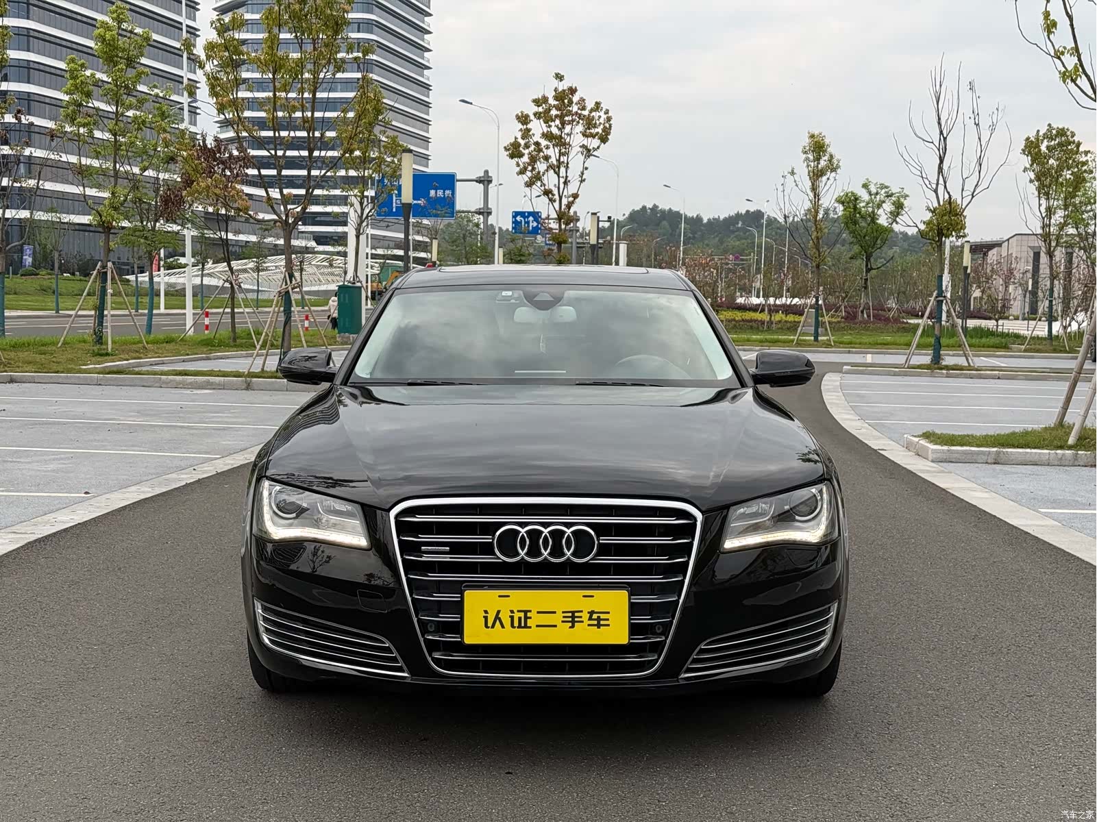 Audi A8L, 2013 1