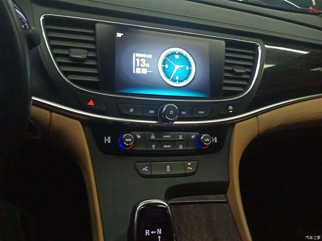 Buick LaCrosse, 2018 13
