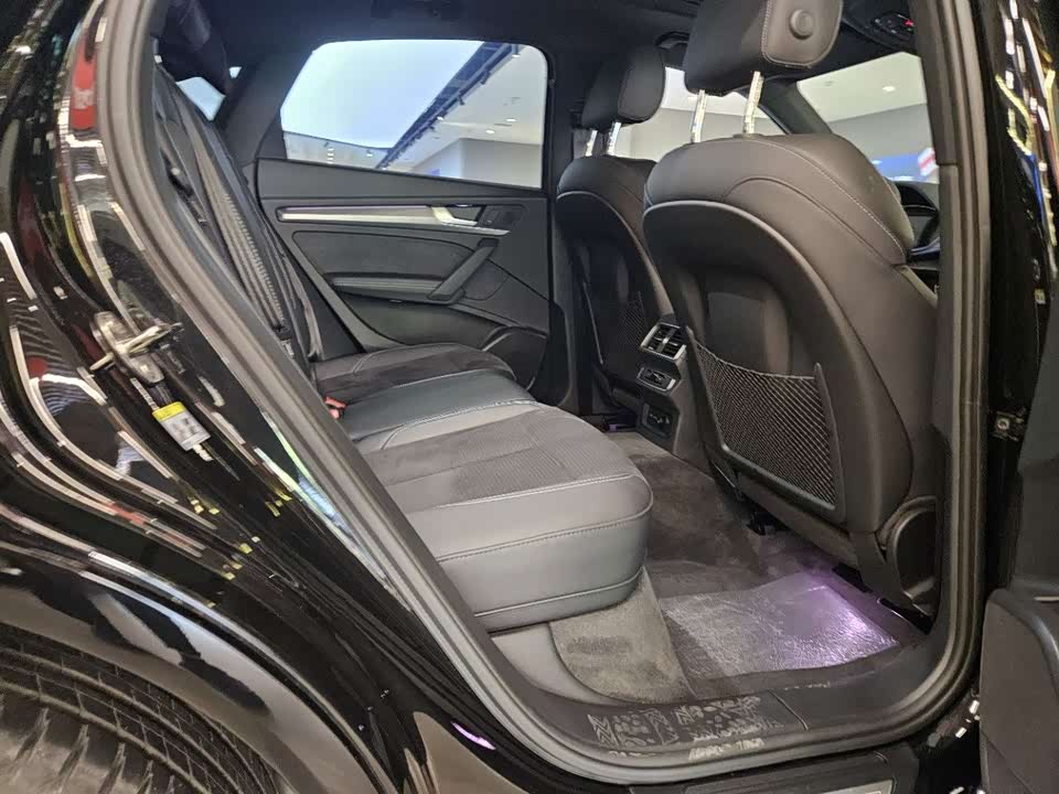 Audi Q5L Sportback