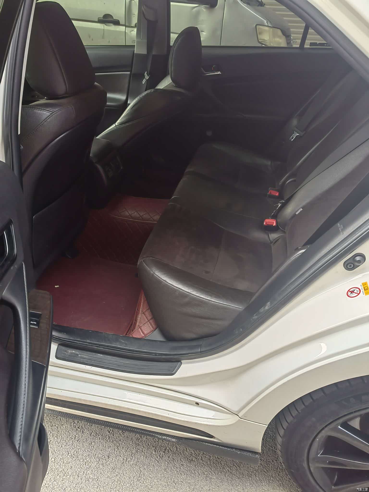 Toyota 2.5V, 2015 10