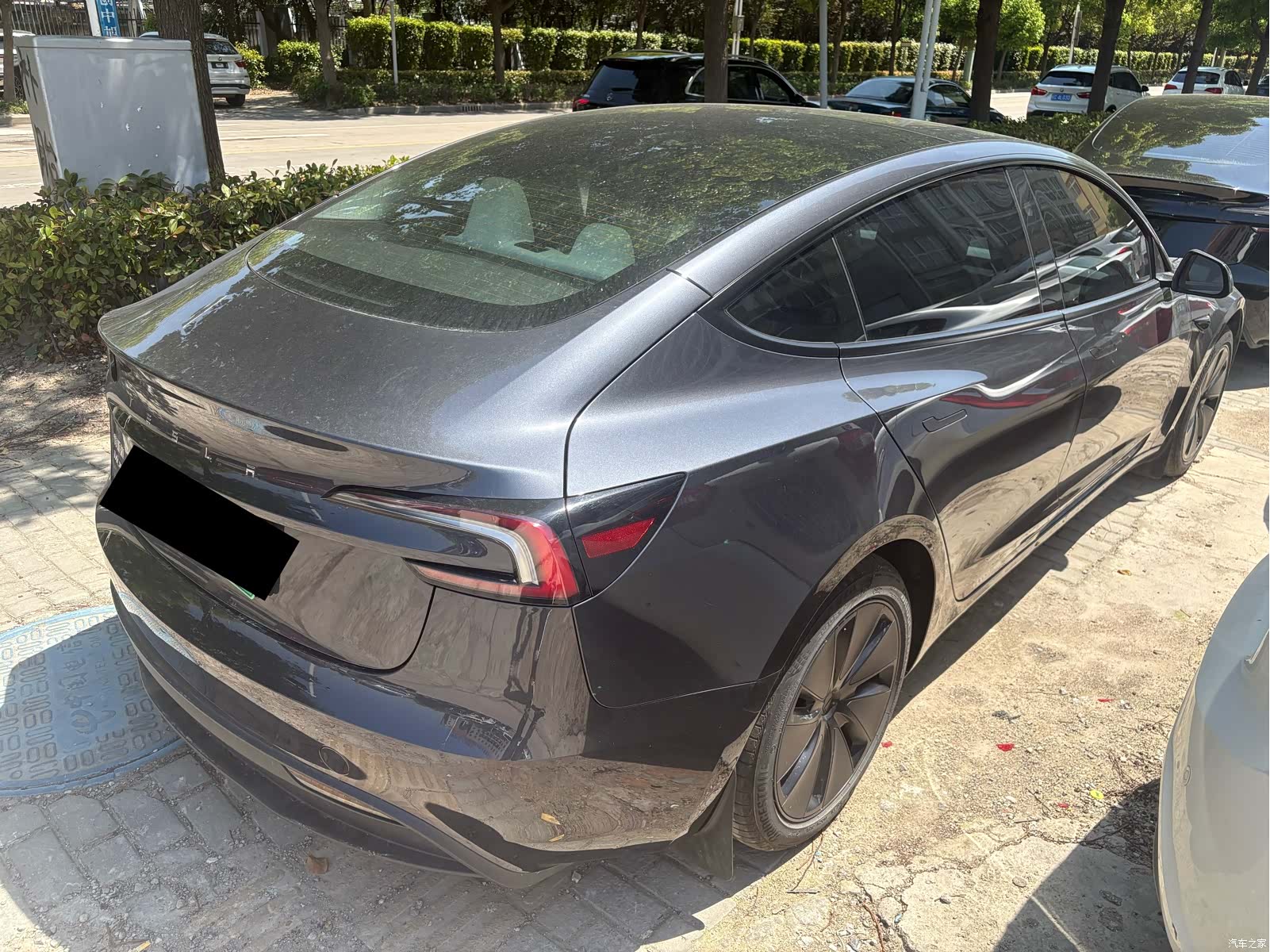 Tesla Model 3, 2025 4