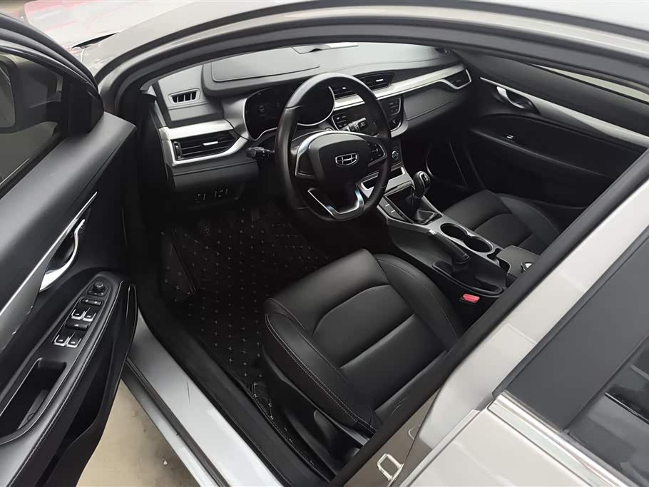 Geely Emgrand Geely Emgrand