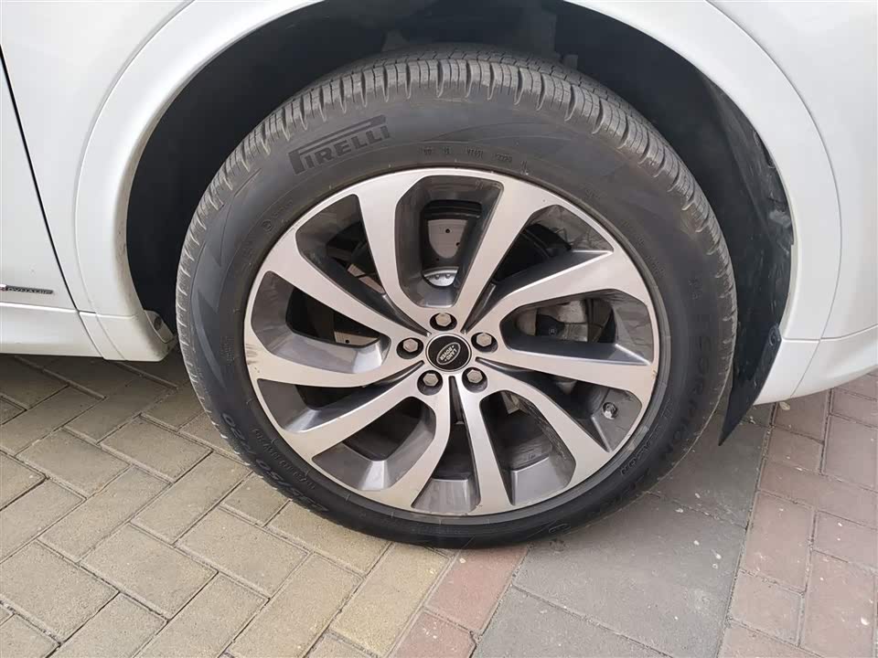 Land Rover Discover sports