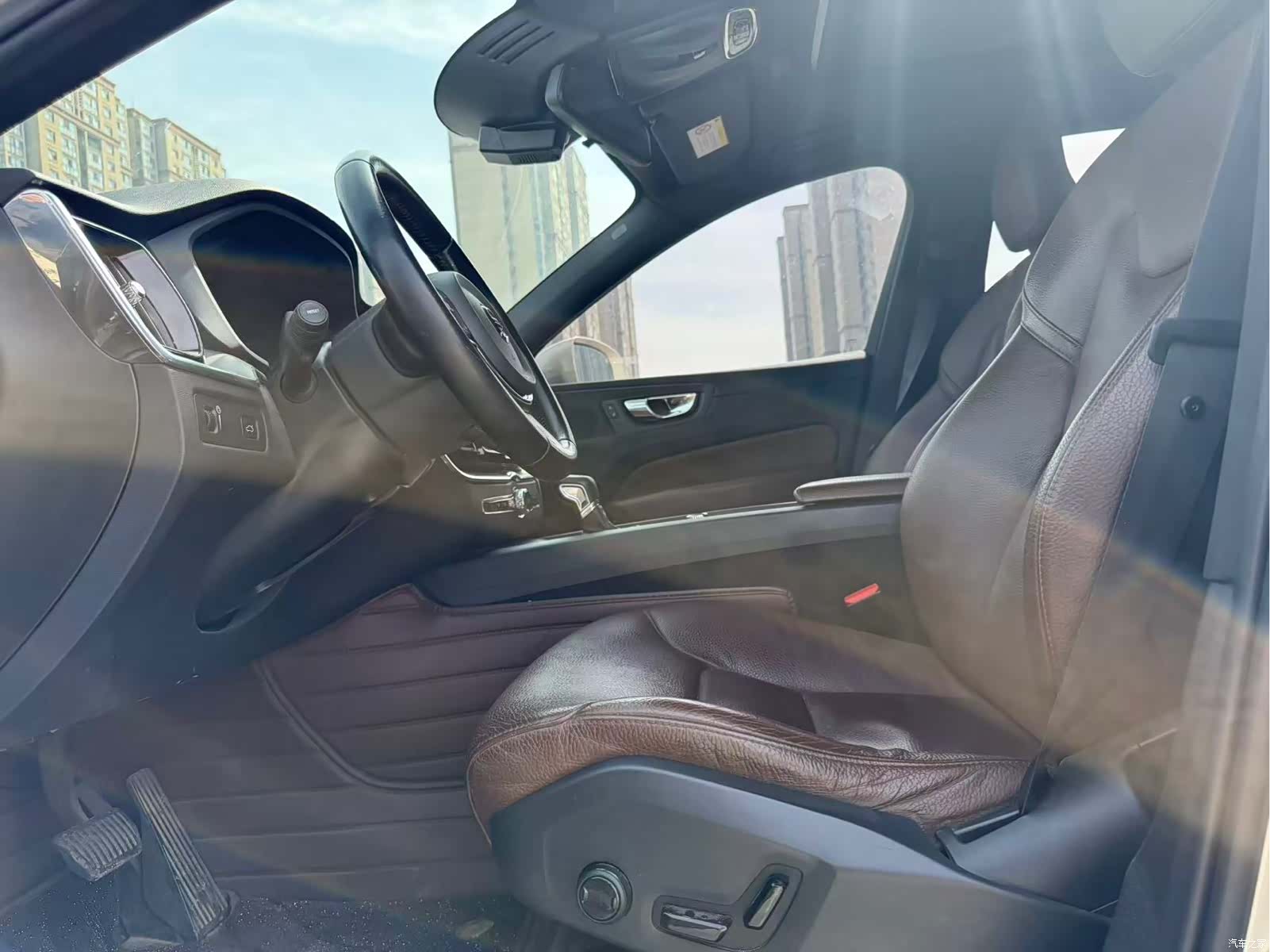 Volvo XC60, 2020 4