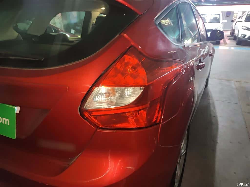 Ford Focus, 2014 8