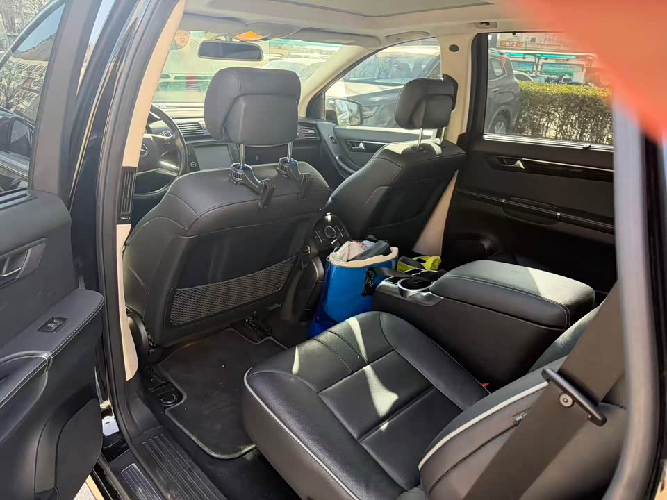 Mercedes-Benz R-class