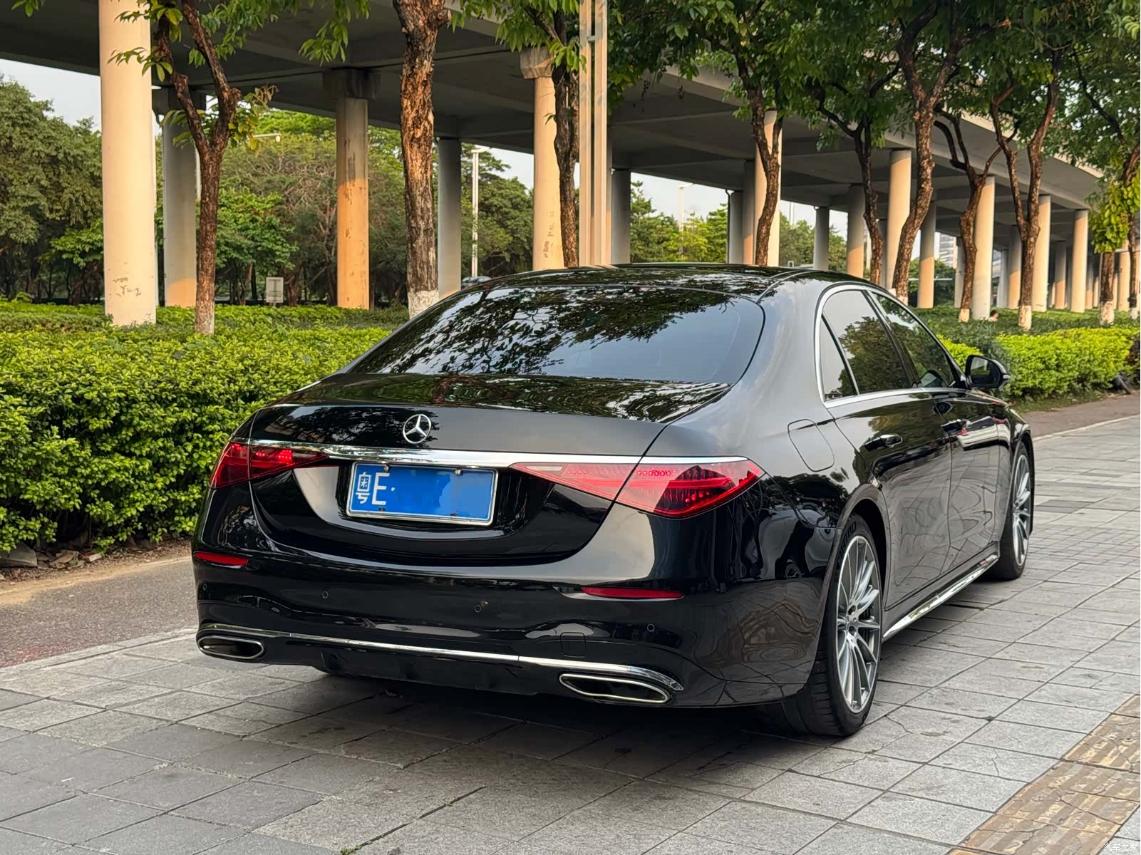 Mercedes-Benz S-Class, 2022 3
