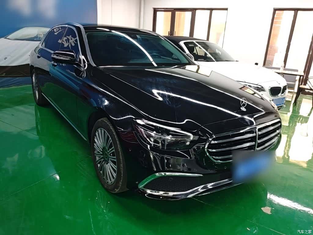 Mercedes-Benz E-Class, 2022 4