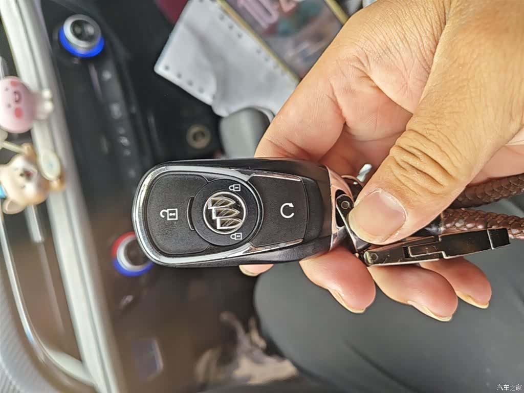 Buick Velite, 2020 9