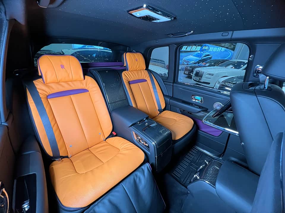 Rolls-Royce Cullinan Rolls-Royce Cullinan