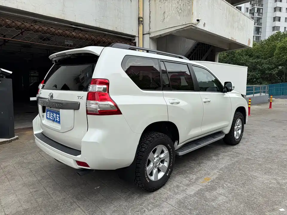 Toyota Prado