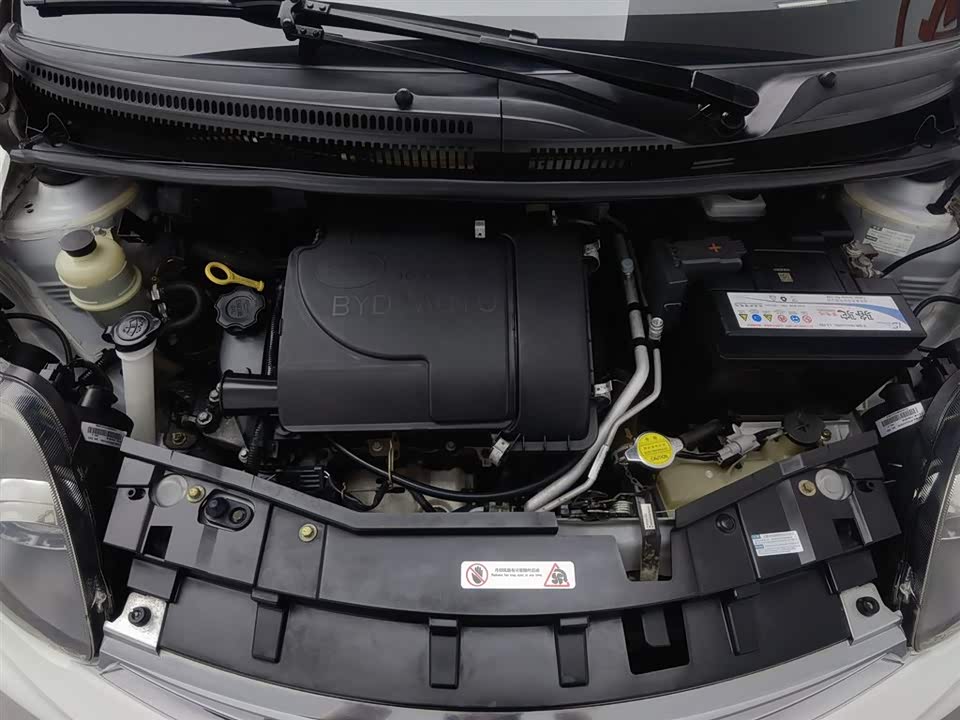 BYD F0