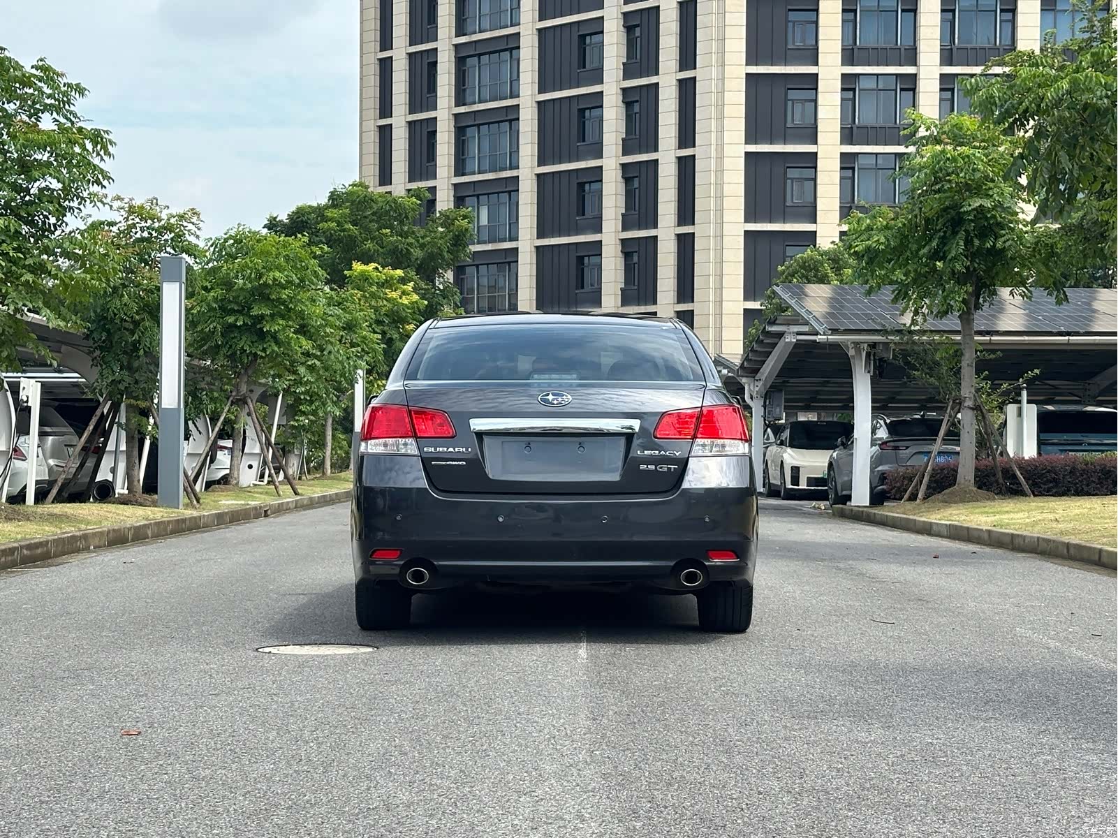 Subaru Legacy, 2011 все фото