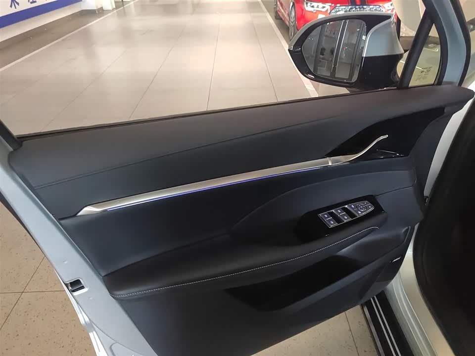 Roewe RX5 MAX Roewe RX5 MAX