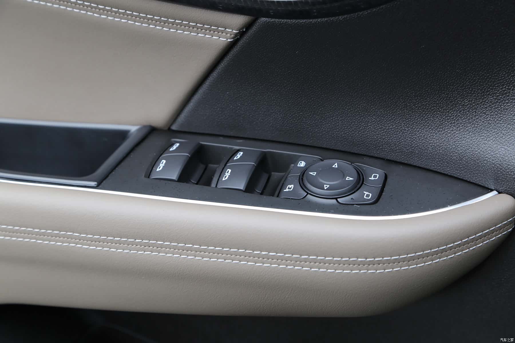 Buick Envision Plus, 2022 12