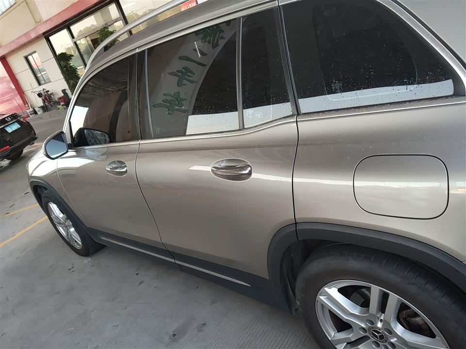 Mercedes-Benz GLB