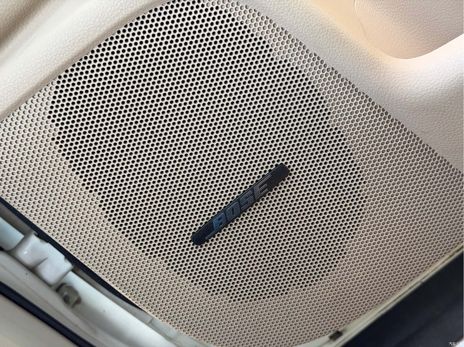 Nissan SL, 2018 15