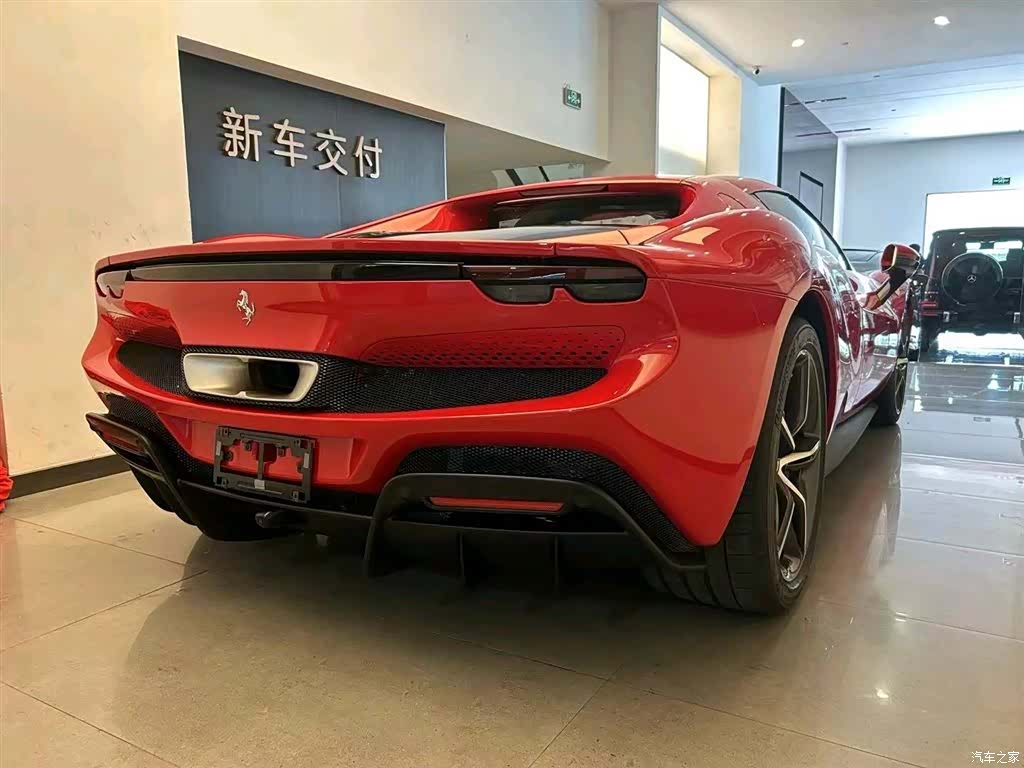 Ferrari 296, 2025 3