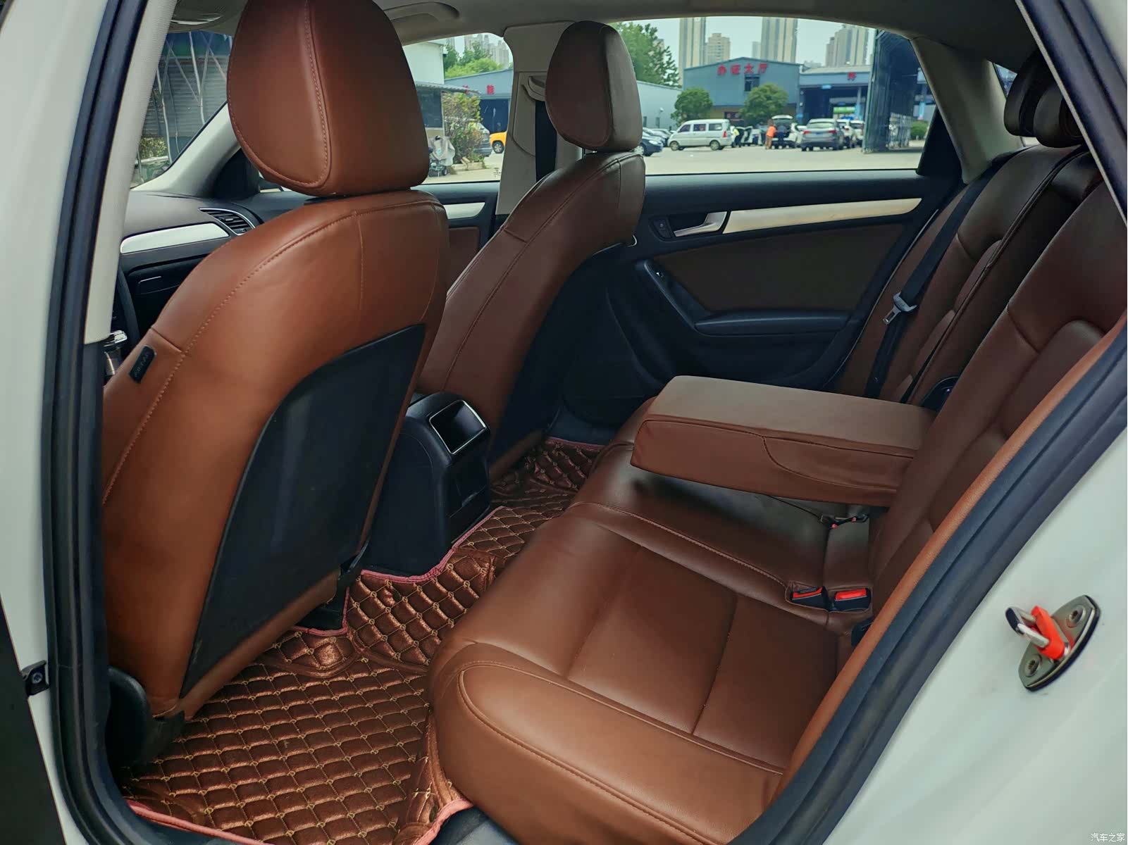 Audi A4L, 2016 все фото