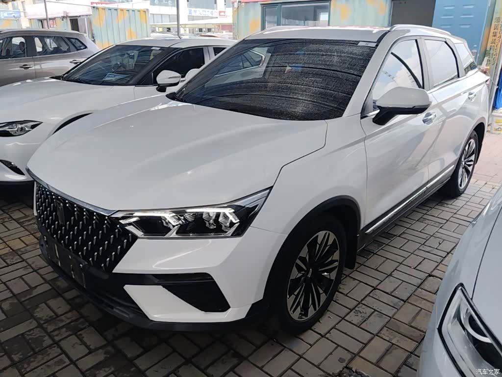 Bestune T77, 2021 1