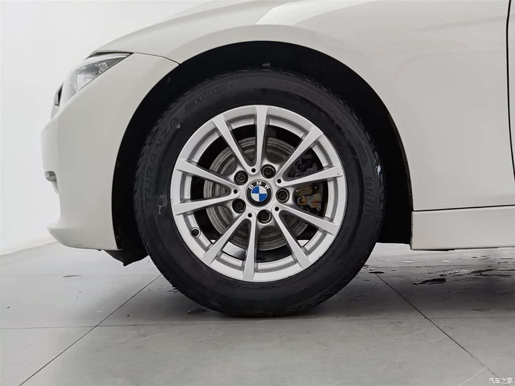 BMW 3 Series, 2015 17